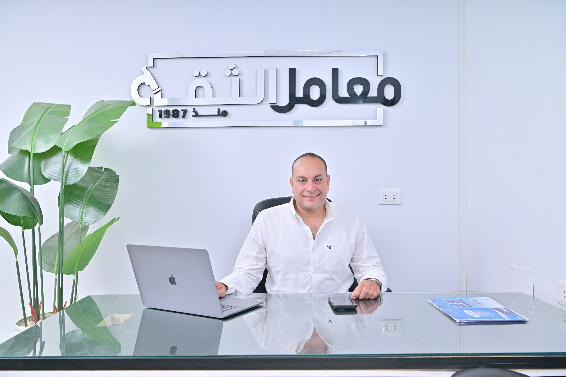 د / أحمد حموده